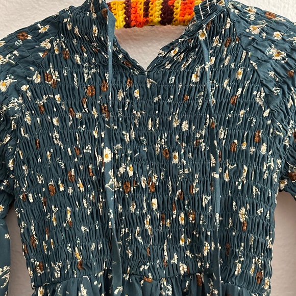 Floral Dress - Picture 5 of 8